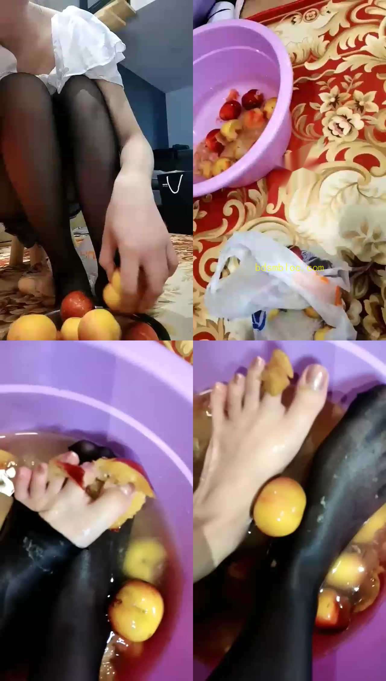 【希蓝郡主】第一视角踩水果，贱狗来喝洗脚水
