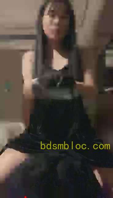 【女暴君】手套耳光踹学生狗