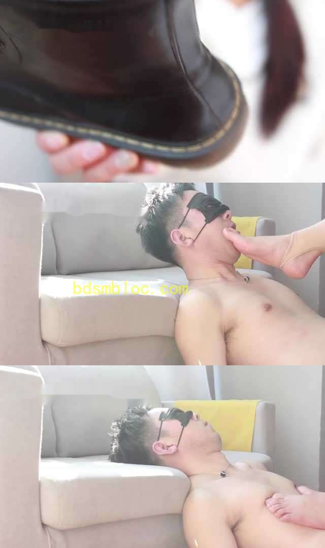 【黑丝诱惑】【陶淘】素人篇：高三学生陶淘原味臭棉袜脚深喉耳光虐奴