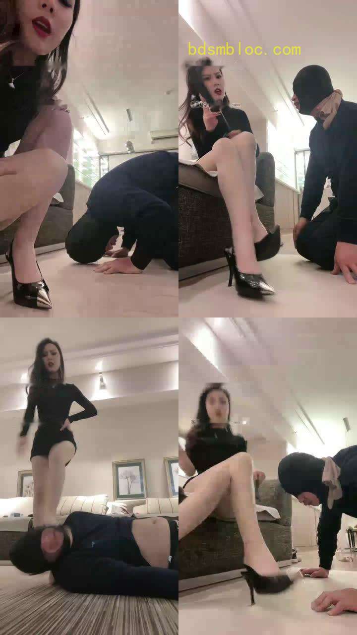【萱萱S女帝】踹头全体重踩堔候打手心