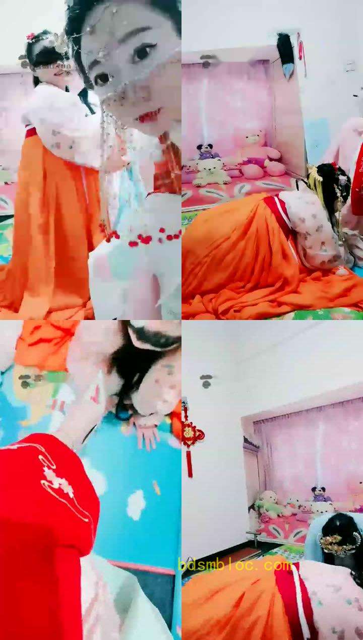 【梦幻S】小殿下鞭打下贱宫女，强制舔鞋舔脚（双女奴）