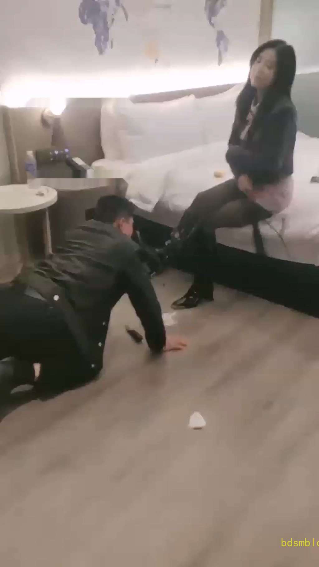 【刘二狗】剧情偷窥保洁阿姨被发现了