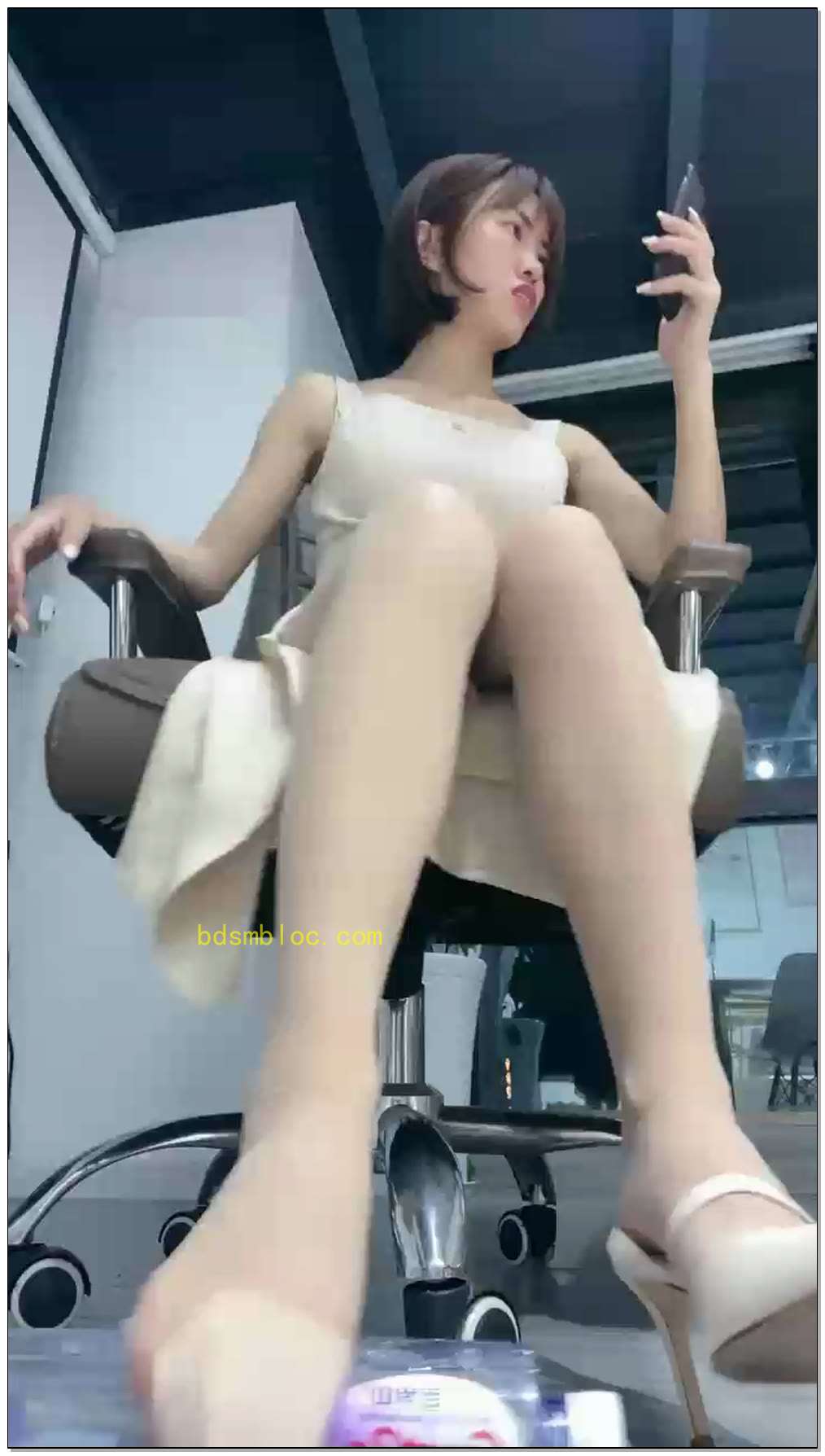 【婕娜S】第一视角强度羞辱+红绿灯