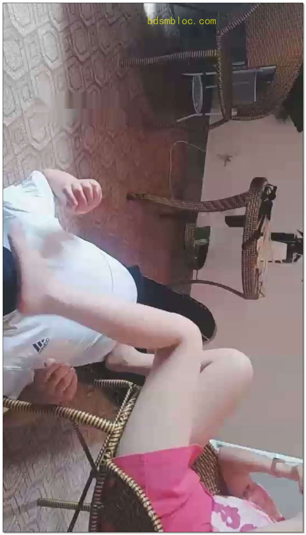 【安康兮兮女王】调教家奴鞭打骑马夹头