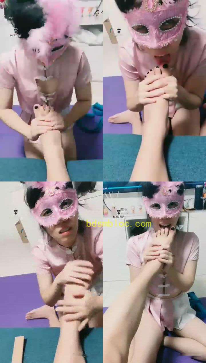 【雯主家的宝贝婳儿】小女奴帮主人放松放松