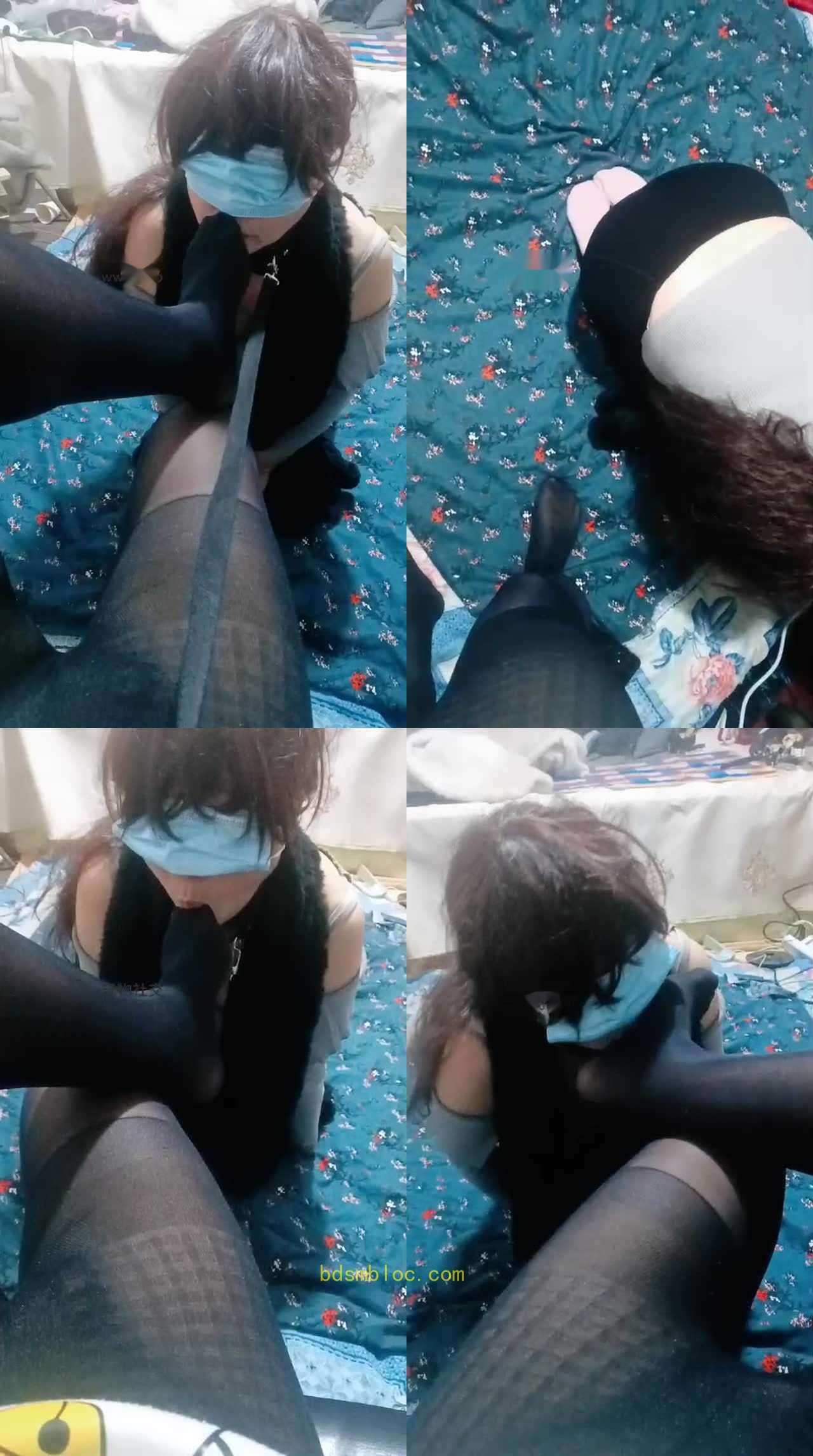 【伪娘和人妻】舔干净黑丝脚赏赐喝圣水