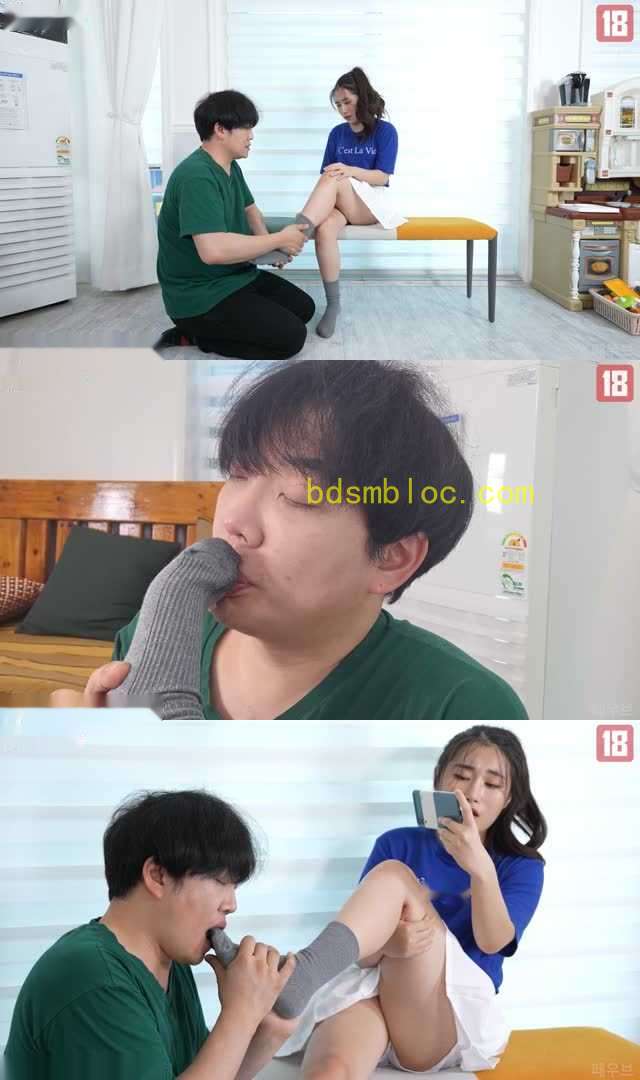 【韩国fetishwoman】羽毛球运动员被舔了