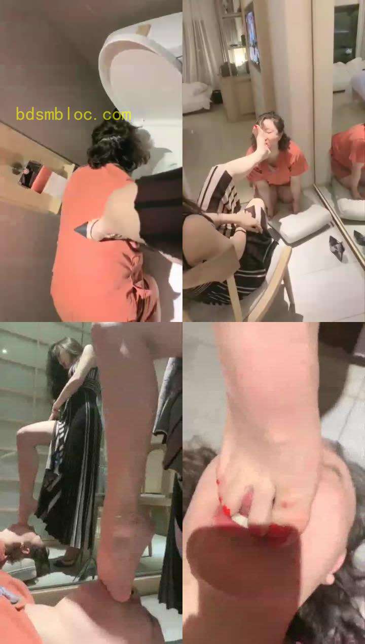 【歌迪丝】如厕 调教母狗 深喉