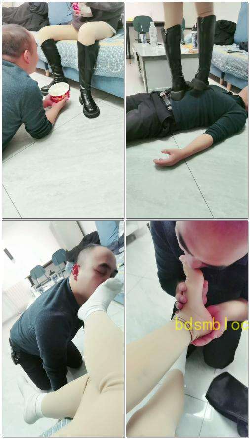 【西北傻子】TJ素人学生圣水泡面白袜套丝