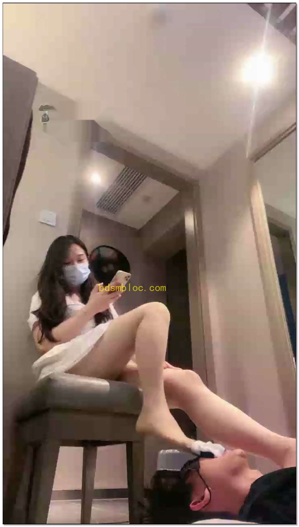 【强抚S】调教超骚的变态邻居（推荐）