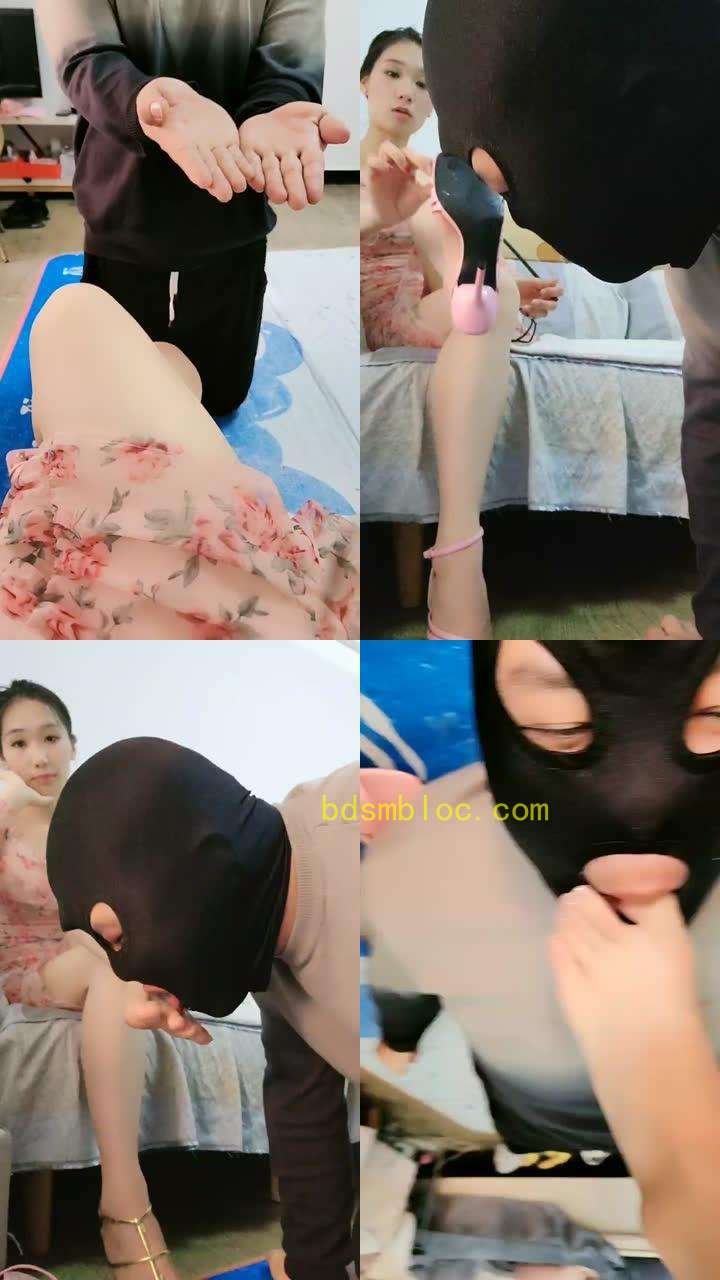 【辉夜S】裸足臭脚喂食狗