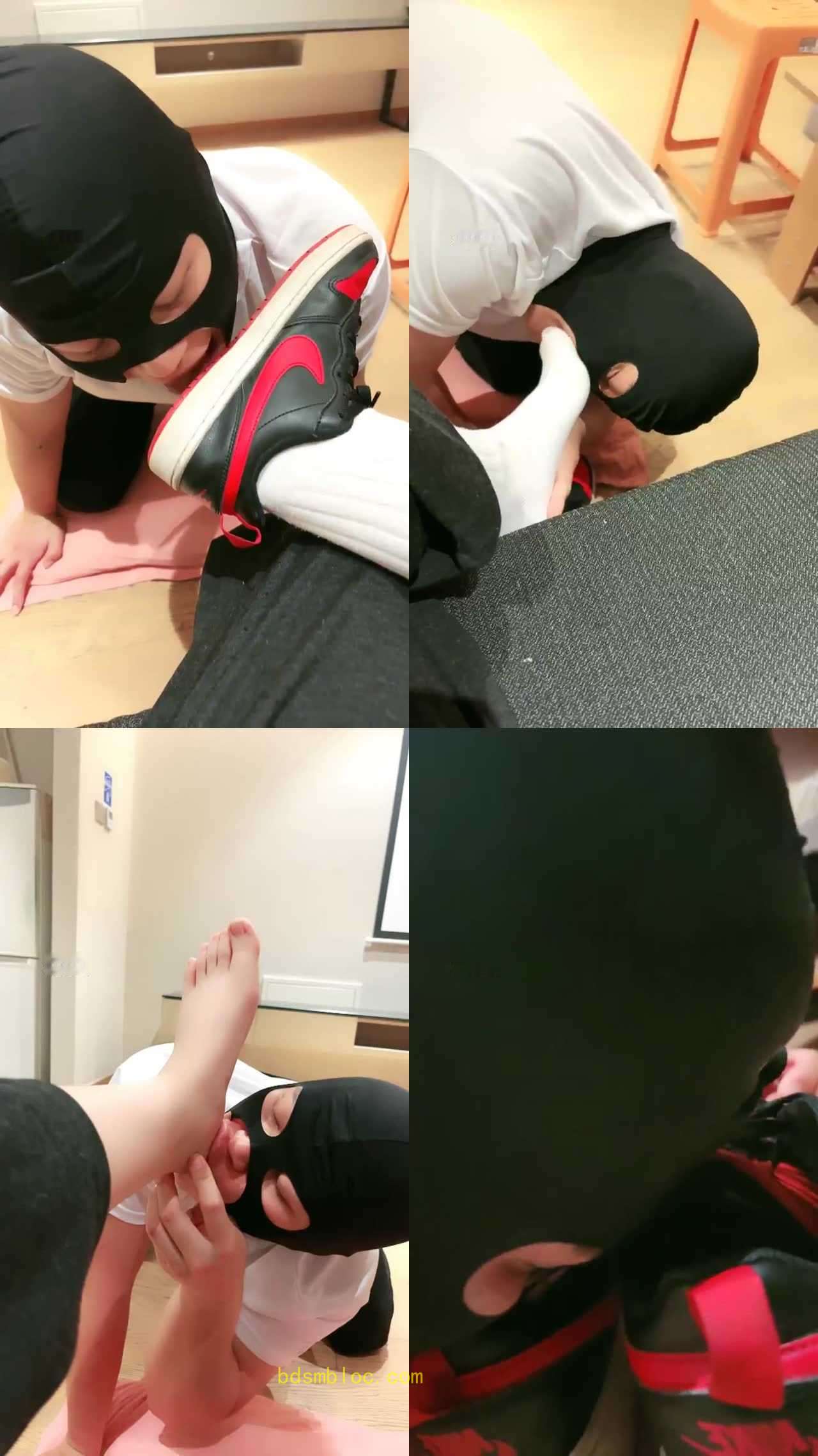 【丸子】清理超脏运动鞋鞋底/白棉袜裸足辱