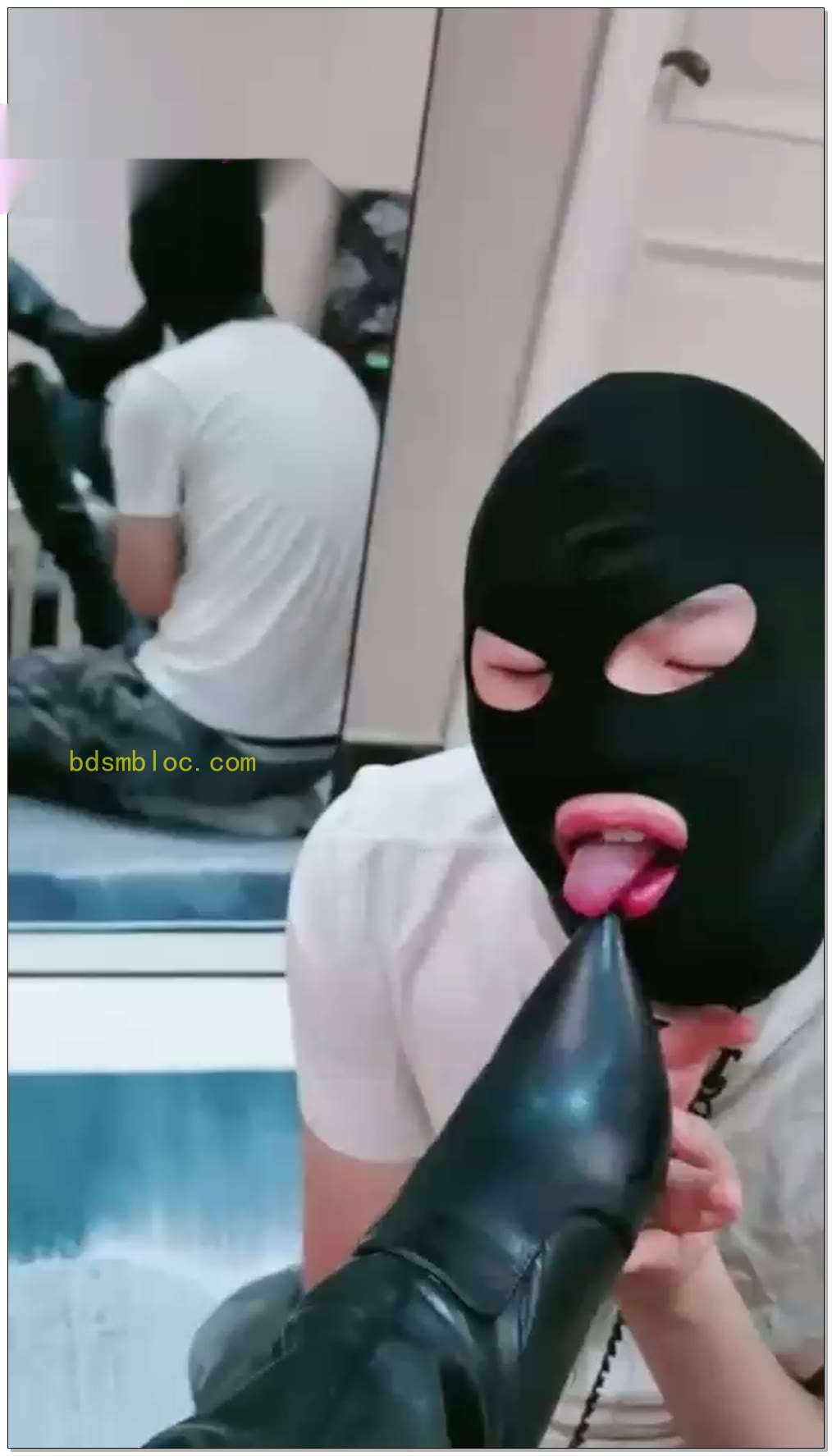 【猫神大人】女神长靴tj脚下贱狗