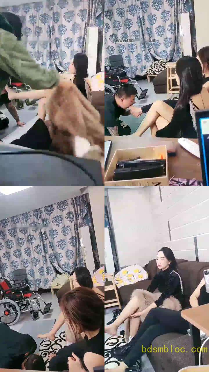 【小顽皮嘻嘻】首次调教脚奴伺候我