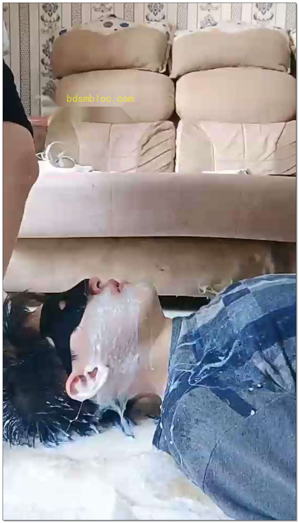 【Audrey丶雪儿】全程高能深喉，全体重深喉