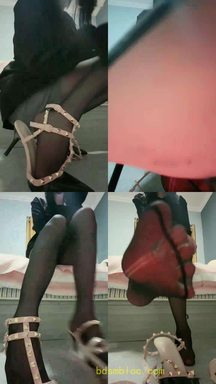 【奶味小仙女】第一视角黑丝高跟红绿灯压榨