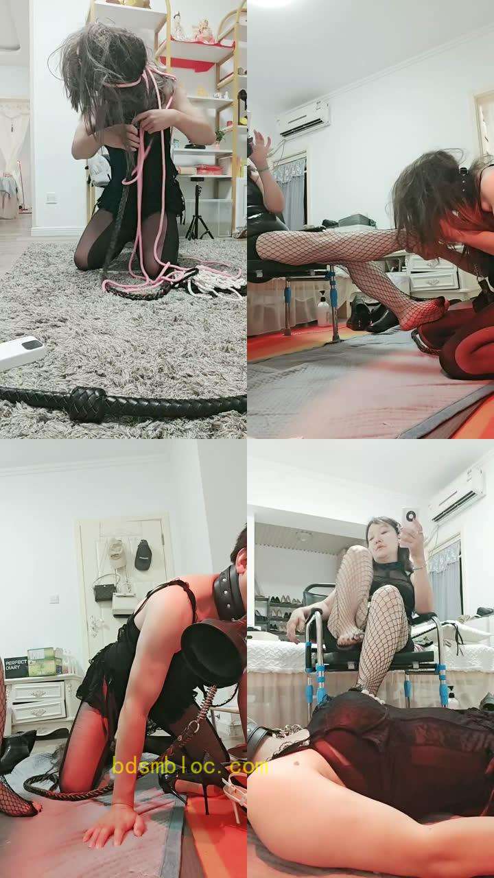 【乐爷】性感网袜美腿踩虐CD奴