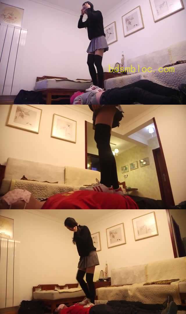 【艾丝】艾丝：哥哥父亲要求艾丝乱伦踩踏