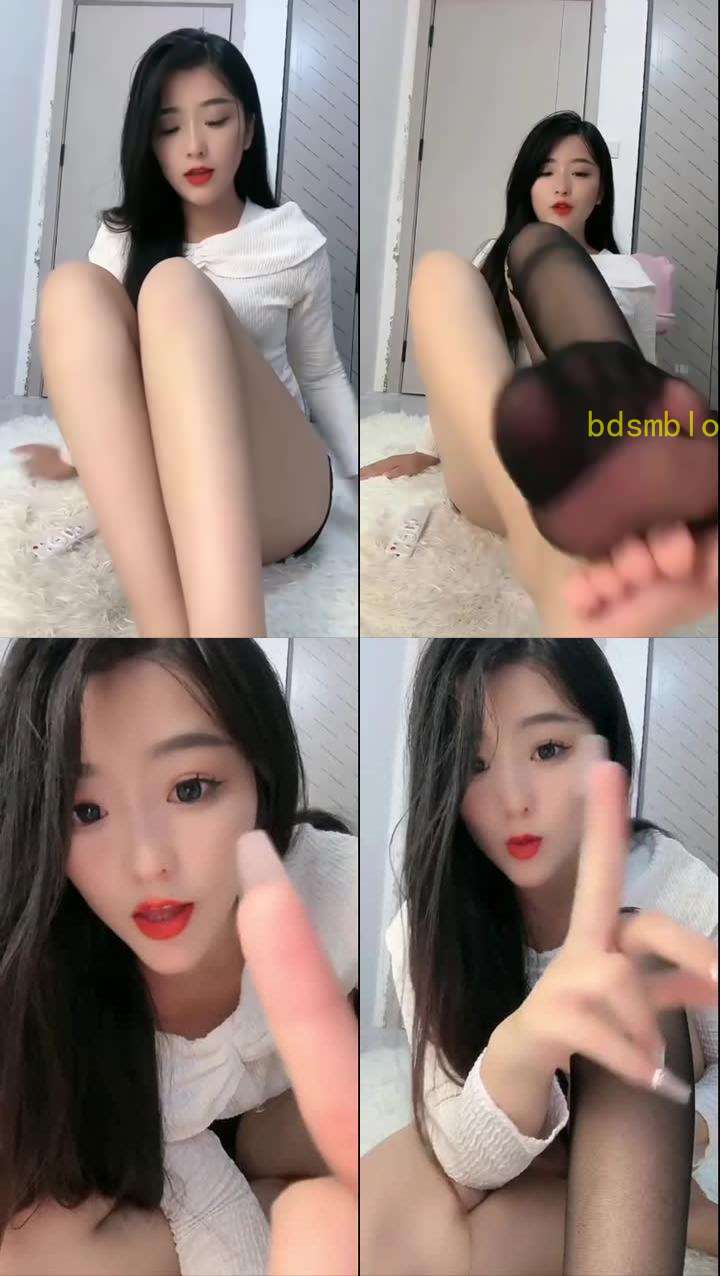 【薯条】废物哥哥看着温柔妹妹性感美腿脚撸管