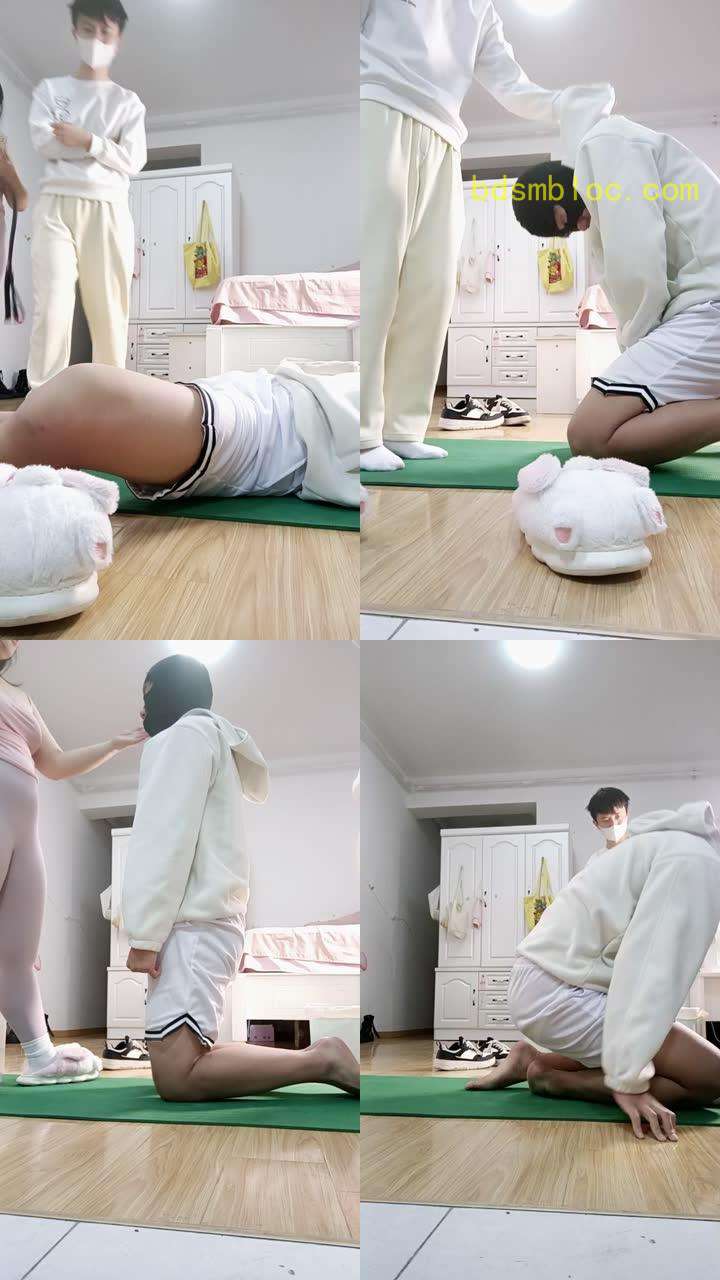 【南京欣欣】情侣主-虐乳坐脸/白袜脚踩/踢裆鞭打【双视角版】