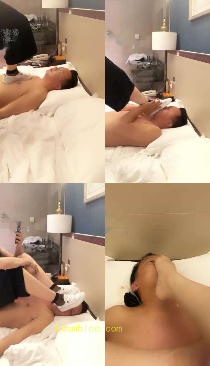 【魅儿】全体重踩踏 深喉爆狗头