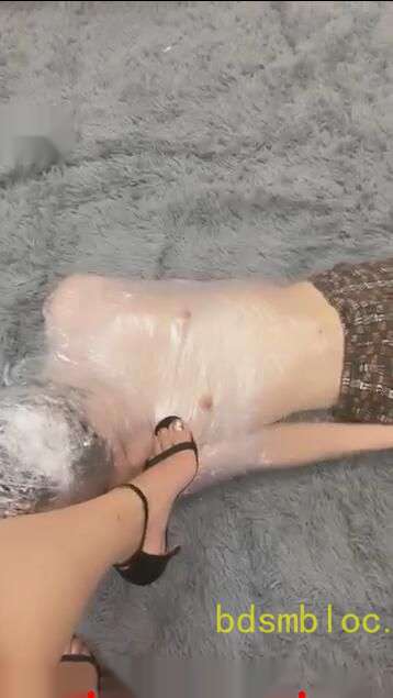 【小贝】强制窒息羞辱贱狗无线高潮