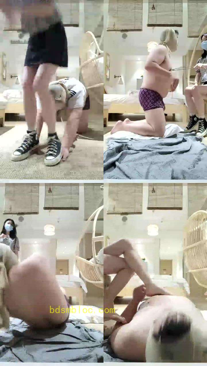 【哈宝s】帆布鞋踩踏骑马深喉调教肉肉的贱狗
