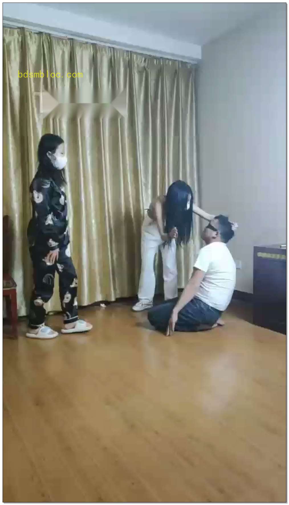 【最抗揍的是我吗】耳光骑马踩踏