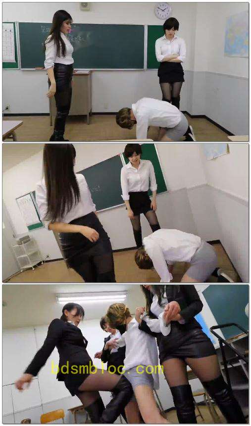 【外国女主】三位美女教师超狠踢裆惩罚学生