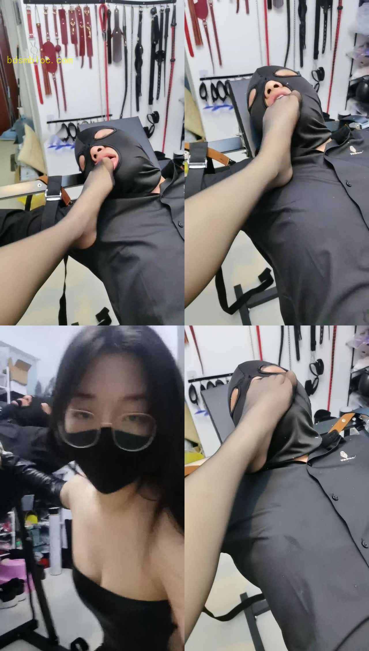 【月色】原味黑丝脚踩脸窒息/赏赐圣水