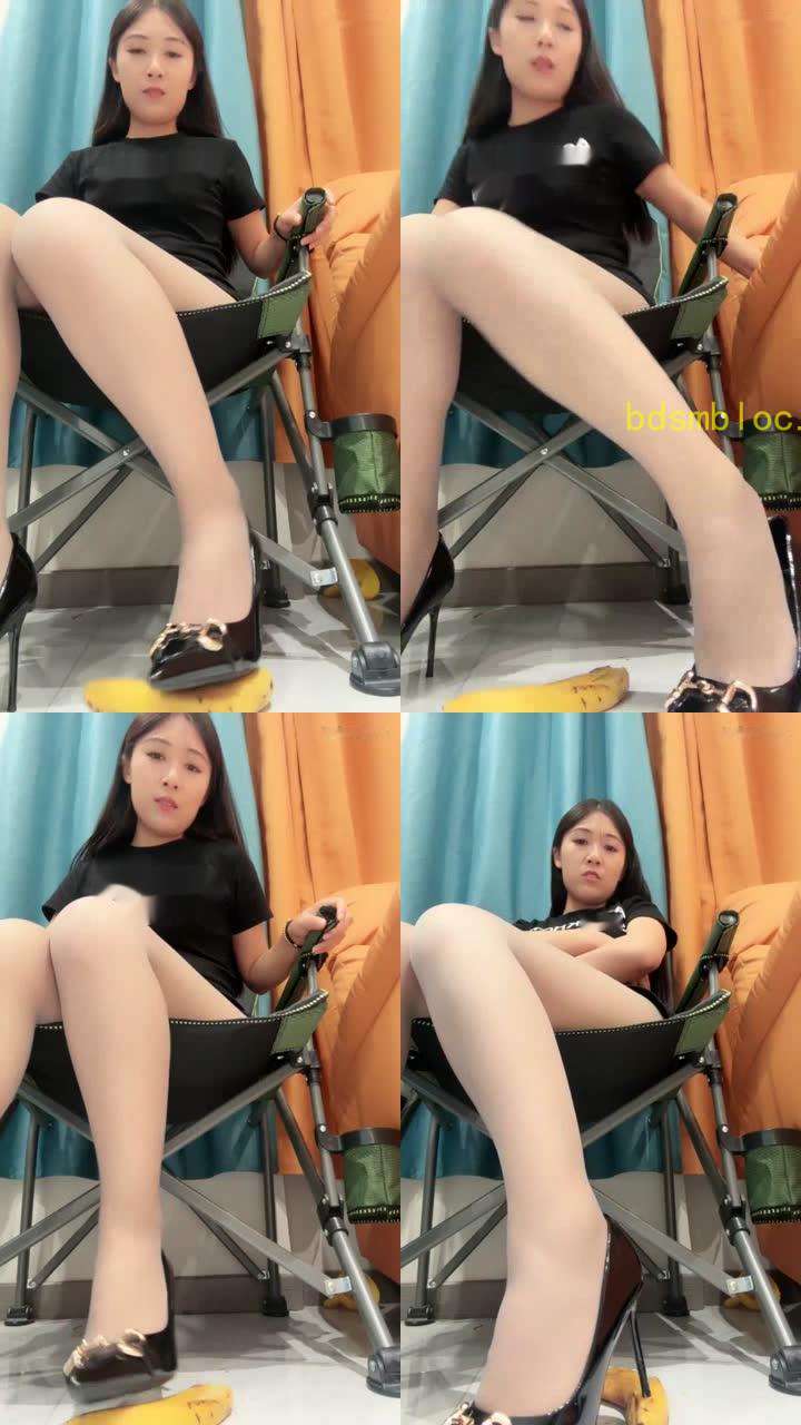 【雅妈】第一视角高跟鞋踩踏羞辱