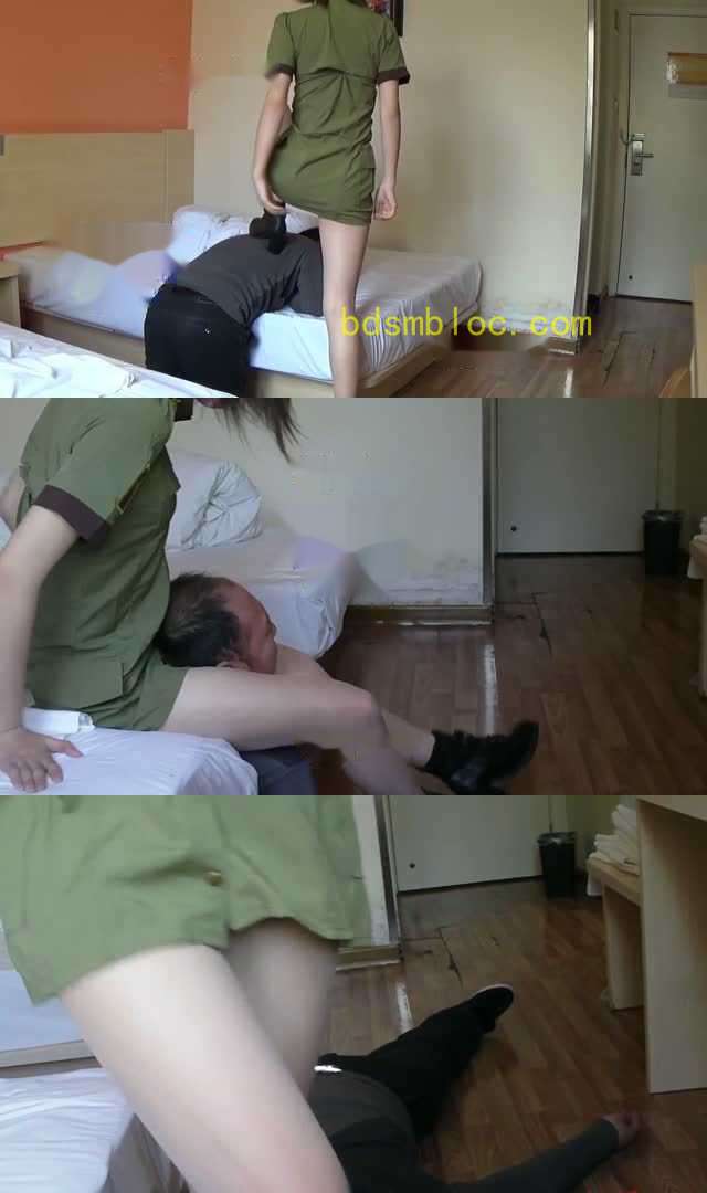 【丽足娇娃】性感长腿女特工虐杀男间谍—最后用脚扭断脖子