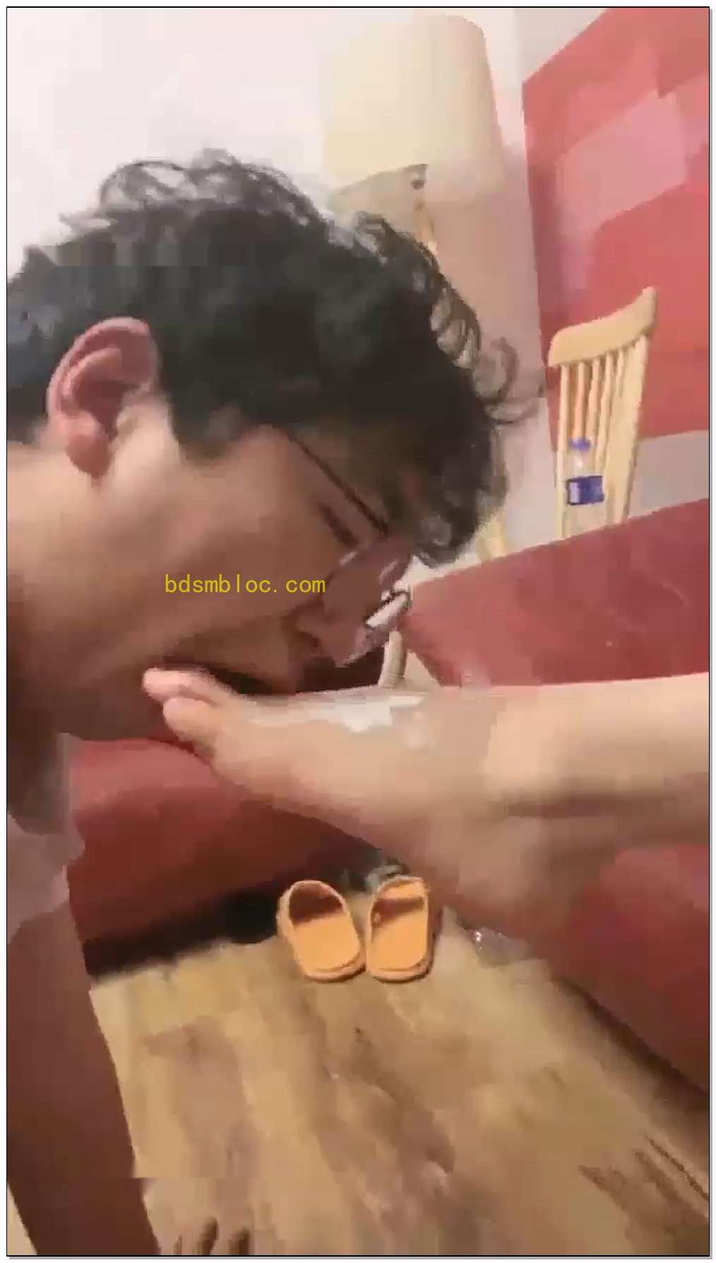【茜茜】开发了一个大学生当我的奴