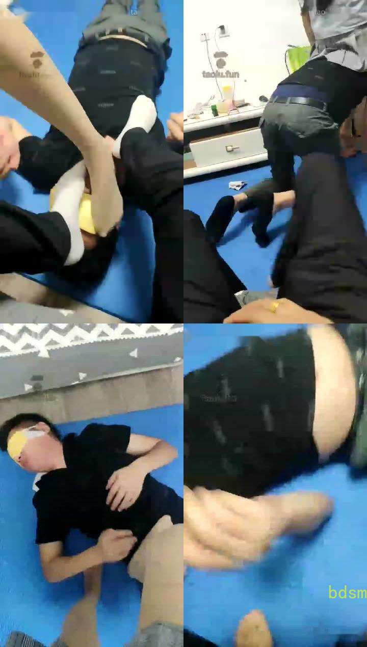 【情侣硕少S】情侣调教玩狗